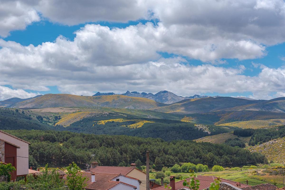Los Navazuelos Hoyos del Espino Esterno foto